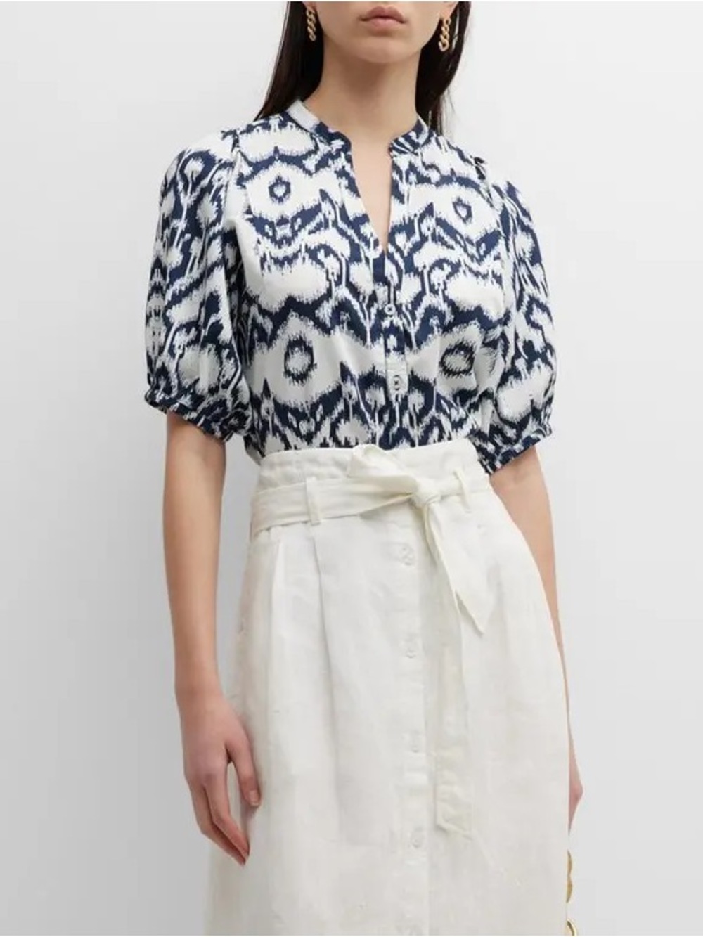 BROCHU WALKER Asteria Blouse Womens XS‎ White Navy Ikat Print Cotton Lightweight